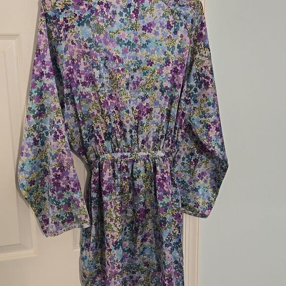 Victoria's Secret Purple and Blue Floral Robe - Picture 7 of 7